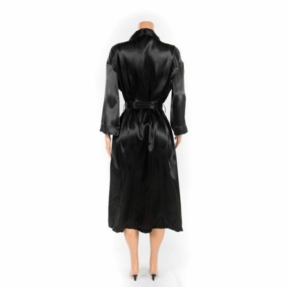 Black Sexy Long Satin Bathrobe - Picture 3 of 8